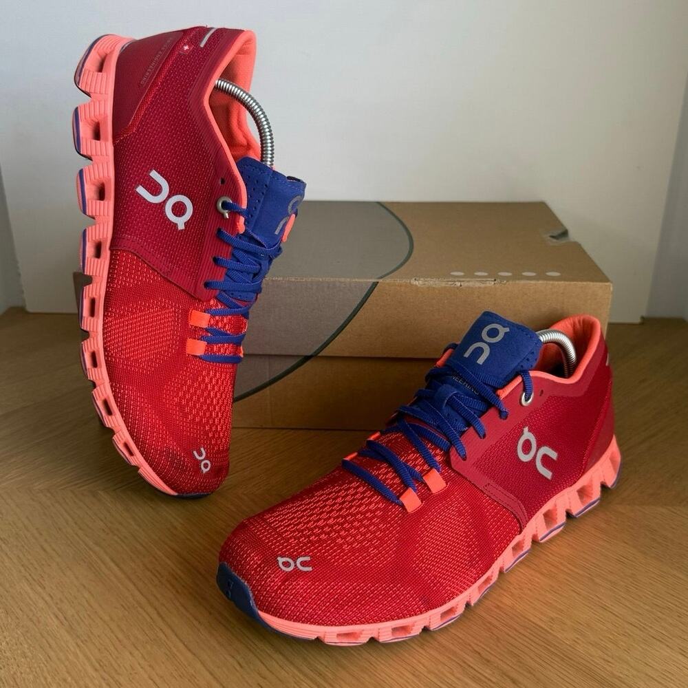 On Cloud X ‘Red Flash’ Women Running Sneakers- SZ 9